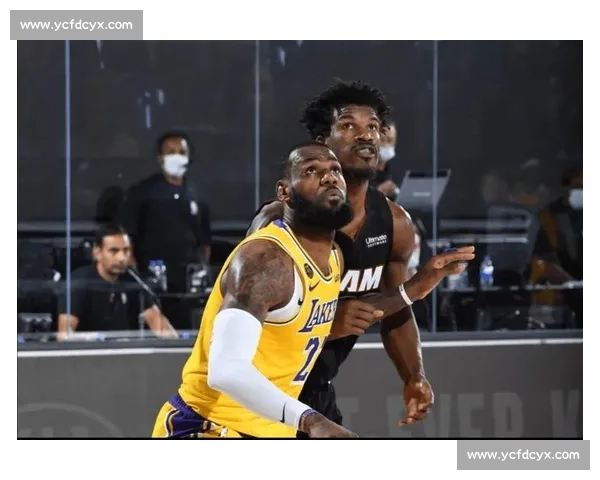 NBA直播湖人对决热火G4第四节关键时刻全程回顾与解析 NBA直播湖人对决热火G4第四节关键时刻全程回顾与解析